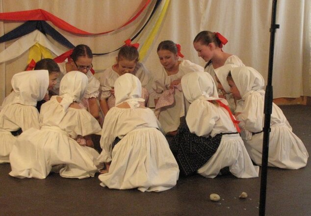 Detský folklórny súbor Gajdlanček z Kľačna